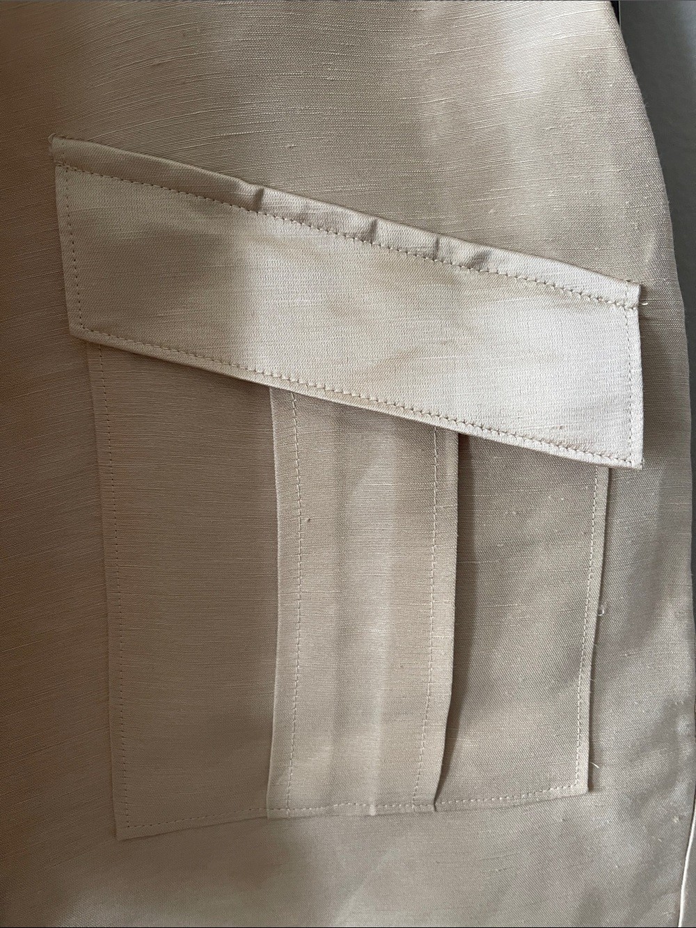 New Express safari style cream Button-Front Midi Dress with Belted Waist - Picture 2 of 8
